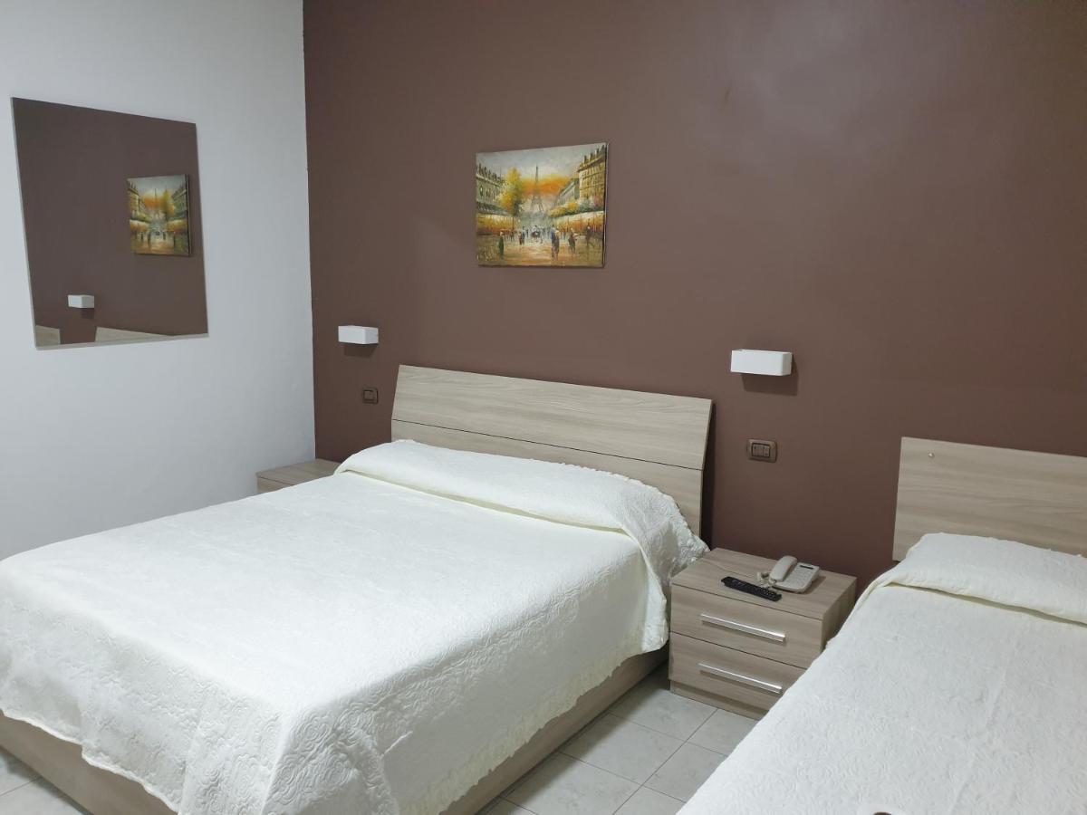 Milano Hotel Nápoles